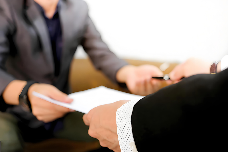 律师审核材料并递交I-140申请